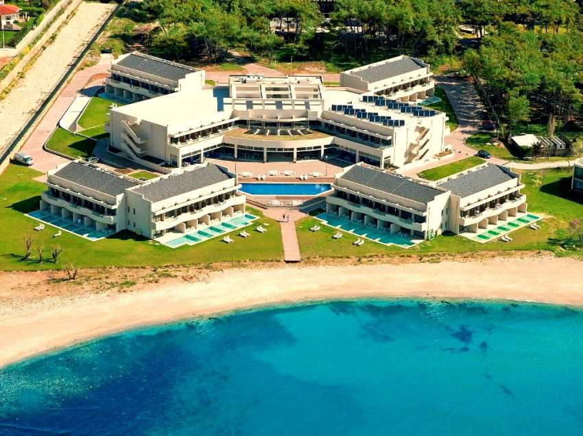  Лято 2025 на 1-ва линия в Grecotel Astir 5*, Александруполис, Гърция! 3+ нощувки на човек със закуски и вечери! Дете до 12г. БЕЗПЛАТНО! 